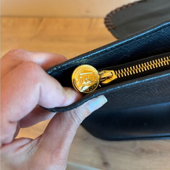 Authentic Fendi clutch - Picture 10 of 10